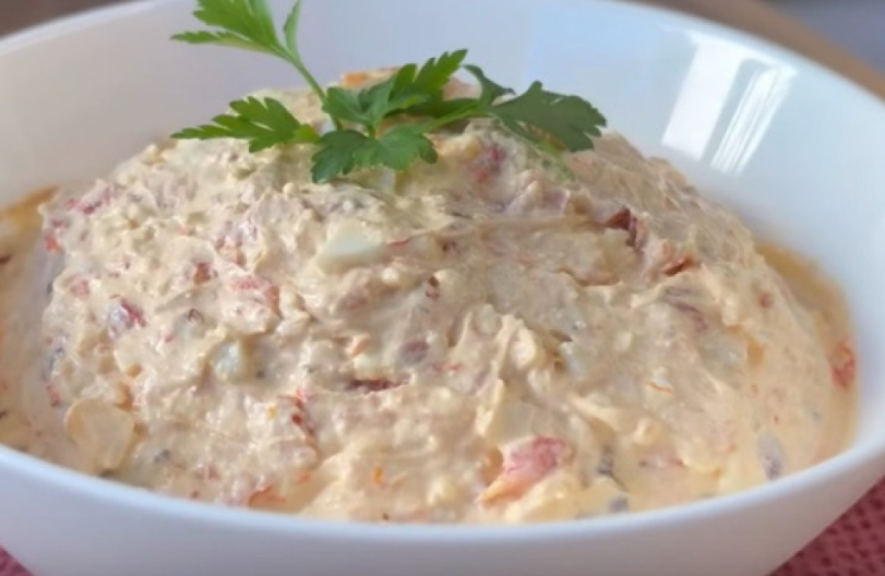 VLAŠKA SALATA Aromatična i slasna, oduševiće vas na prvi zalogaj
