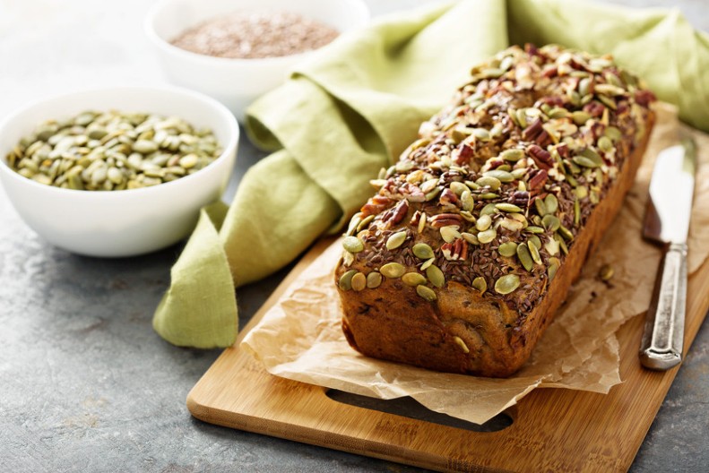 INTEGRALNI HLEB SA ČIA SEMENKAMA Zdrav i ukusan, samo dodajte omiljeni prilog