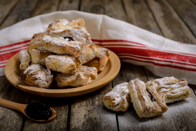 NEODOLJIVI SALČIĆI IZ BAKINE KUHINJE Ukusni i slatki, za savršeno jutro