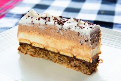 POSNA KINDER TORTA Očaravajuća poslastica ukusa koji priča priče