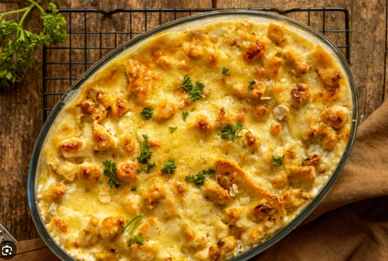 ZAPEČENA PILETINA SA PAVLAKOM I KAČKAVALJEM Držaće vas dugo sitim, a preukusno