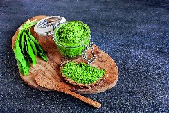 NEODOLJIVI PESTO SOS Super se slaže sa brojnim jelima