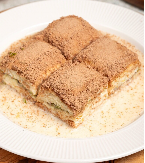 BAKLAVA PRELIVENA MLEKOM Kremasta poslastica bogatog ukusa, za savršen vikend