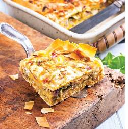 SOČNA PITA SA PLAVIM PATLIDŽANOM Savršenog ukusa, najbolje služite uz jogurt ili kiselo mleko