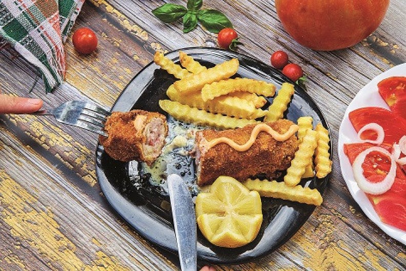 KARAĐORĐEVA ŠNICLA Savršen spoj mesa, kajmaka i tartar sosa, po pravom kafanskom receptu