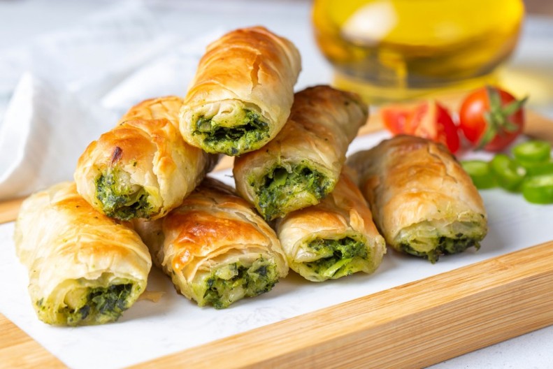 SLANE ROLNICE SA BLITVOM I SIROM Ukusne i sočne, a priprema je jednostavna, bićete oduševljeni