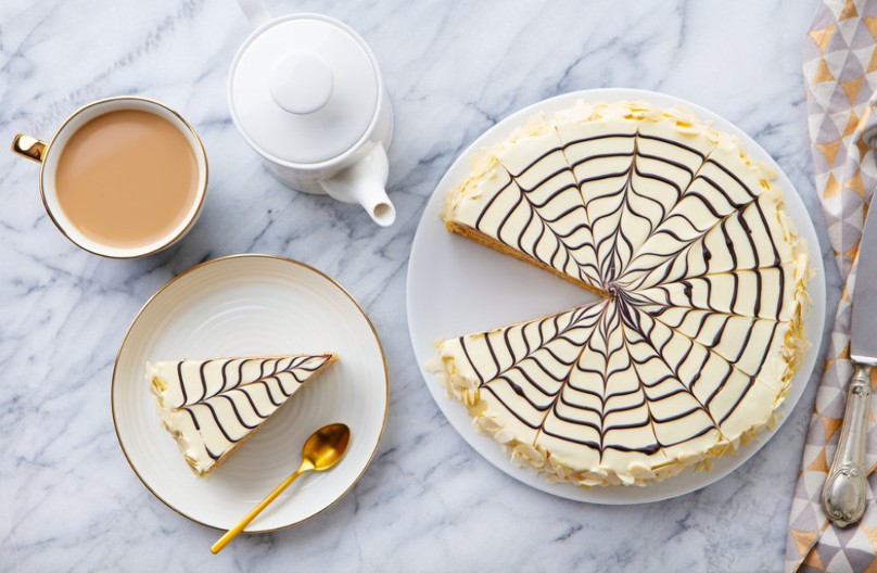 ČUVENA ESTERHAZI TORTA Raskošna poslastica ukrasiće svaku svečanu trpezu, a neponovljivog ukusa