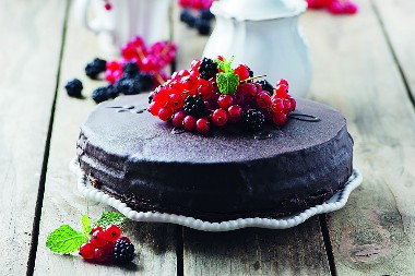 SAHER TORTA Raskošna poslastica ukusa koji se pamti, za savršen vikend