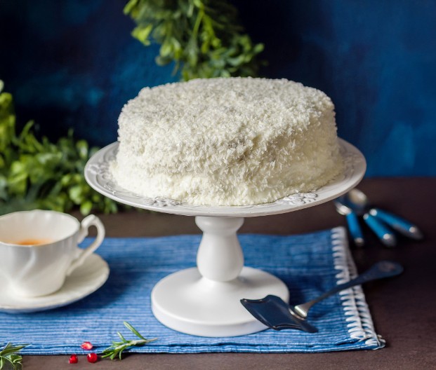 POSNA KOKOS TORTA Lagana poslastica koja miriše na more, a osvaja ukusom