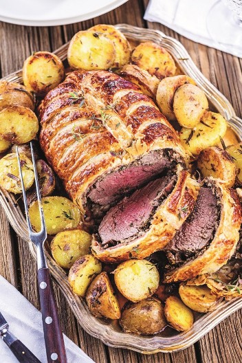 BIFTEK VELINGTON Gurmansko meso u testu koje od 1815.godine krasi brojne svečane trpeze