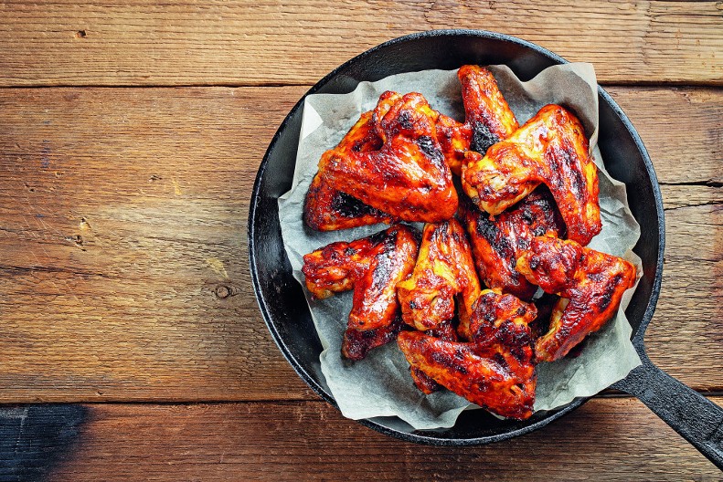 KRILCA SA MEDOM I SENFOM Neodoljivog ukusa, a meso se lepi za prste