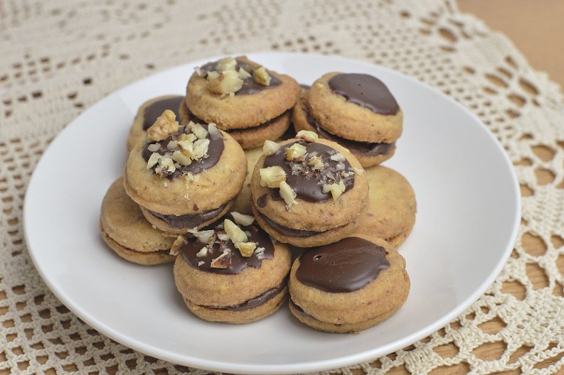 IŠLERI Austrijski kolačići savršeni za sve svečane prilike, a bude nostalgiju na bakinu kuhinju