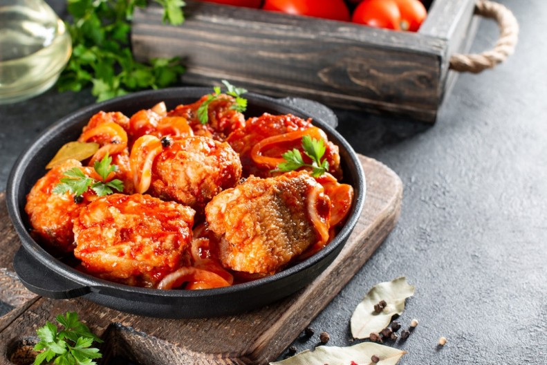 OSLIĆ NA MANASTIRSKI NAČIN Toliko je sočan i mekan da se bukvalno topi u ustima