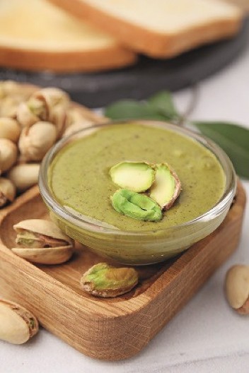 DOMAĆI KREM OD PISTAĆA Bez šećera je, a super ide uz kroasan ili palačinke