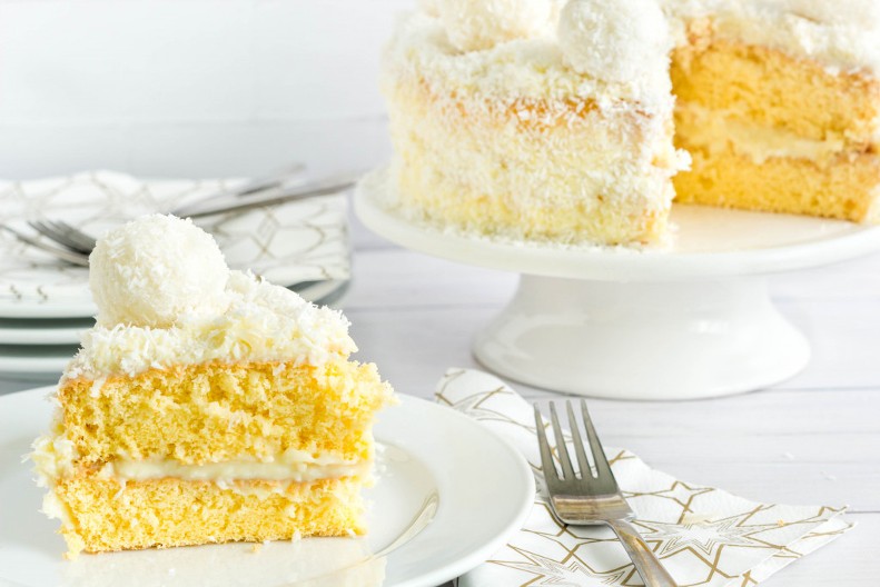 KOKOS KOLAČ Sočan i mekan kao pahulja, ima da se zaljubite na prvi zalogaj