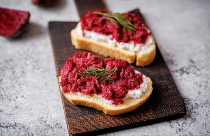 LJUTI NAMAZ OD CVEKLE I MAJONEZA Pravi gurmanski, može se služiti uz pečenje