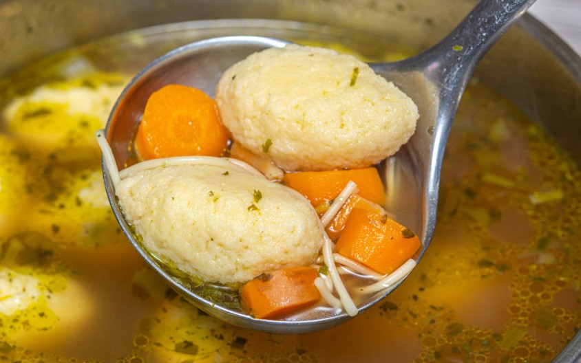 SUPA SA GRIZ KNEDLAMA Ako želite da budu mekane ali se ne raspadaju uradite ovo