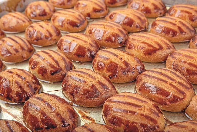 NEODOLJIVE URMAŠICE Sočni slatkiš po starom babinom receptu, a nikad slađe i sočnije