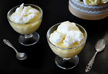 OMILJENI SLATKIŠ NAŠEG DETINJSTVA Neprevaziđena starinska poslastica koja se pravi od samo 5 sastojaka