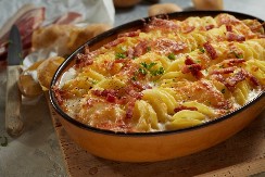 SAVRŠENA ZAPEČENA PILETINA SA KROMPIROM Ukusno jelo koje se brzo spremi