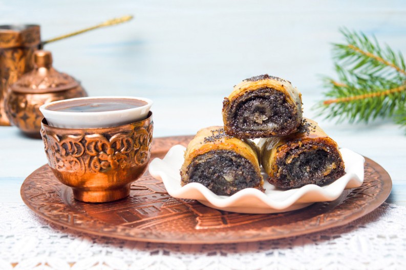 BAKLAVA SA MAKOM Neodoljiva turska poslastica koja budi sva čula, za prave sladokusce