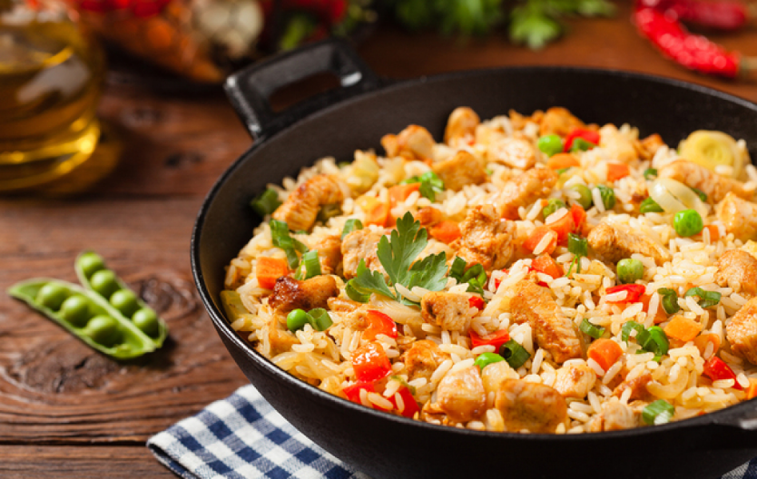 ĐUVEČ SA PILETINOM PO RECEPTU BABA MIRE Daće vam energije za ceo dan, savršenog ukusa