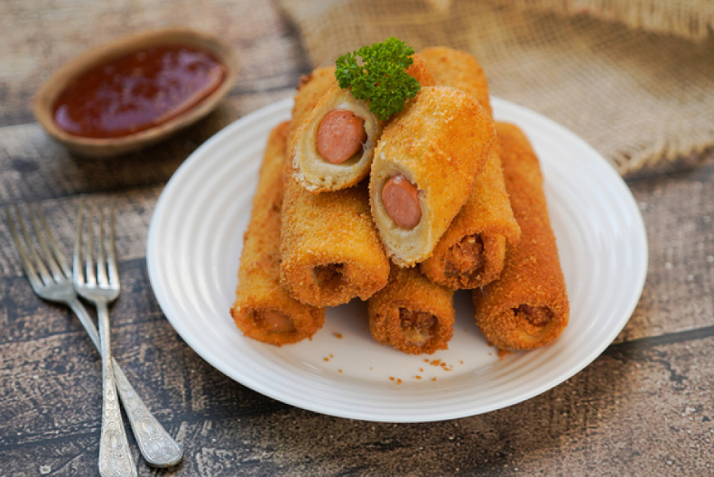 PRŽENICE SA SIROM I KOBASICAMA Gotove za 15 minuta, a hrskave i sočne, ovakve do sada niste jeli