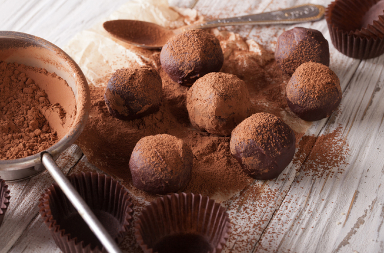 BRZE ČOKOLADNE KUGLICE Biće gotove maltene odmah, a savršene za sve prilike kada vam se jede slatko