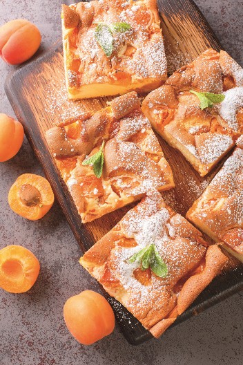 KOLAČ SA KAJSIJAMA SA KOJIM NEMA GREŠKE Voćno osveženje za vrele letnje dane