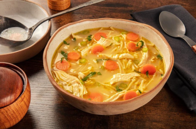 DOMAĆA PILEĆA ČORBA Gusta i zasitna, ukućani će stajati u redu za još