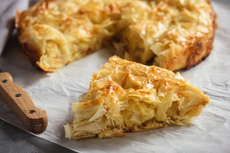 POSNI BUREK SA KROMPIROM Hrskav i slasan, ješćete ga i kada nije post