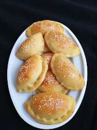 PANCEROTE IZ RERNE Sa bogatim nadevom od šunke i sira, pola pleha nestane dok trepnete