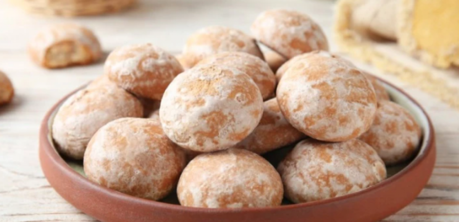 MEDENJACI PO RECEPTU STAROM 100 GODINA Prave se brzo i lako, a tope se u ustima