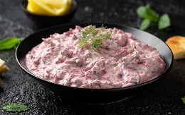 KREMASTA SALATA OD PEČENIH PAPRIKA Savršena za slavsku trpezu, uvek prva nestane sa stola