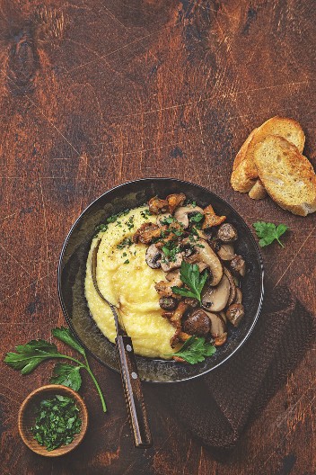 PALENTA SA PEČURKAMA Kremasta, drugačija, jeftina i zasitna, napravi se za doručak a jede ceo dan