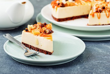 LEDENE KOCKE SA BRESKVAMA Poslastica bolja od svake torte, u isto vreme i ledi i sladi