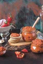 DOMAĆI AJVAR PO BAKINOM STAROM RECEPTU Pravi se lako, a smaže se u trenu