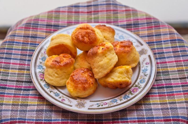 BRZE POGAČICE SA SIROM I JOGURTOM Kad ih jednom probate zaboravićete na pekaru