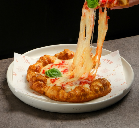 KROASAN PICA IZ DUBAIJA SRUŠILA MREŽE Hrskava i zlatna, nećete moći da prestanete da jedete