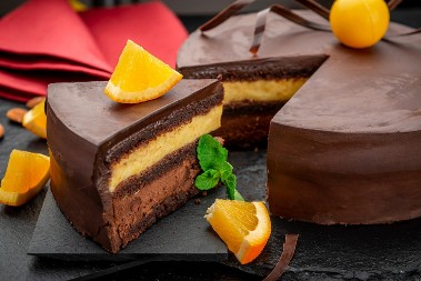 POSNA JAFA TORTA MILUJE NEPCA A polovina se pojede dok je još u plehu