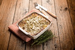 ZAPEČENE PAPRIKE SA KAJMAKOM Sočno jelo kome neće odoleti ni najveći gurmani