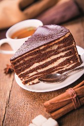 ČOKO MOKO TORTA RAZVALJUJE UKUSOM Nema pečenja ni kuvanja, a posebno je vole najmlađi