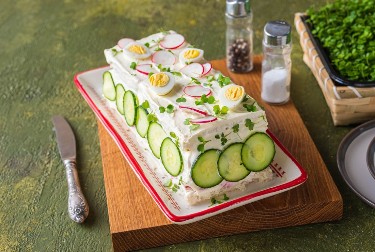 SVEČANA SALATA BELI PRINC ZA SLAVU KOJA SE PAMTI Svi gosti će vam tražiti recept