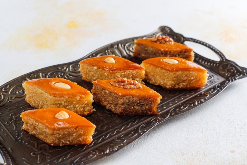 BAKLAVA BEZ KORA Sočan kolač gotov za 10 minuta, a ukus za čistu desetku