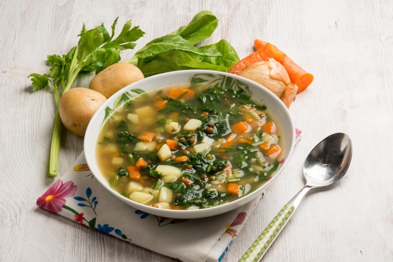 VITAMINSKA JE BOMBA, A UKUS ZA ZLATNU MEDALJU Recept za čorbu sa blitvom koja je pravo blago za telo