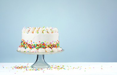 GRČKA TORTA RAZVALJUJE UKUSOM Izdašna, bogata i kremasta, nema joj ravne