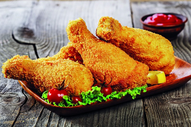 POHOVANI BATACI SAVRŠENO IDU UZ PIRE KROMPIR Hrskavi i slasni, a meso se lepi za prste