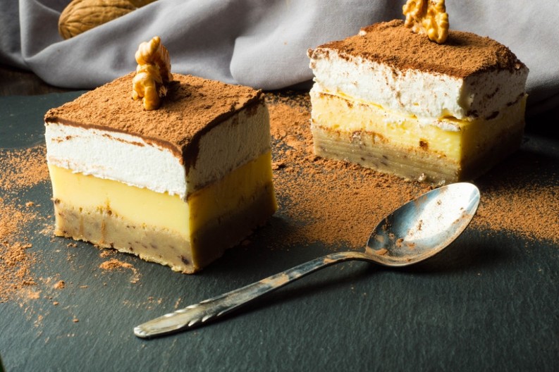 VANILA KOCKE SE TOPE U USTIMA Kremaste, brze i lagane, a ukusa od kog staje pamet