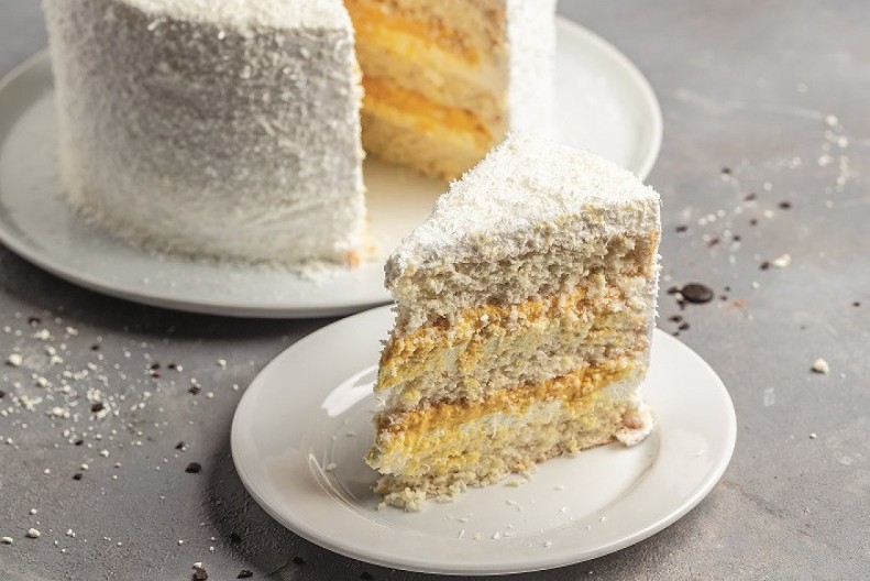 KREMASTA TORTA SNEŽNA KRALJICA Rapsodija ukusa u svakom zalogaju