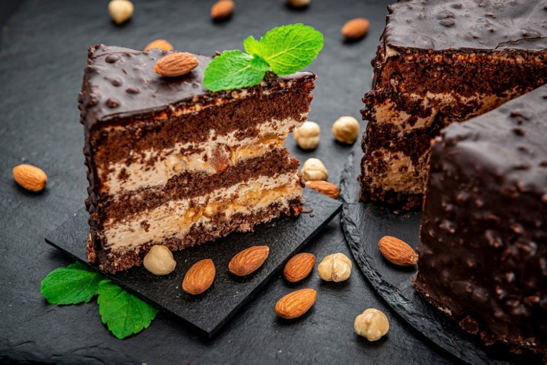 BRZA POSNA KEKS TORTA Prepuna čokolade i oraha, poćiće vam voda na usta